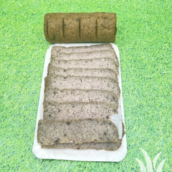 Grilworst gekruid Buitenvarken gesneden